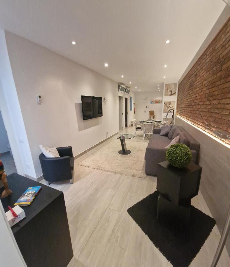 Апартаменти Barcelona,Apartamento Con Terraza Л'Успіталет-да-Любрагат Екстер'єр фото