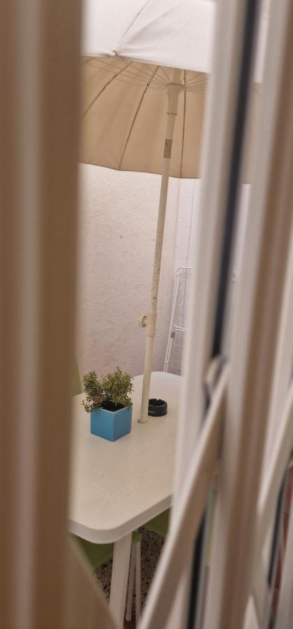 Апартаменти Barcelona,Apartamento Con Terraza Л'Успіталет-да-Любрагат Екстер'єр фото